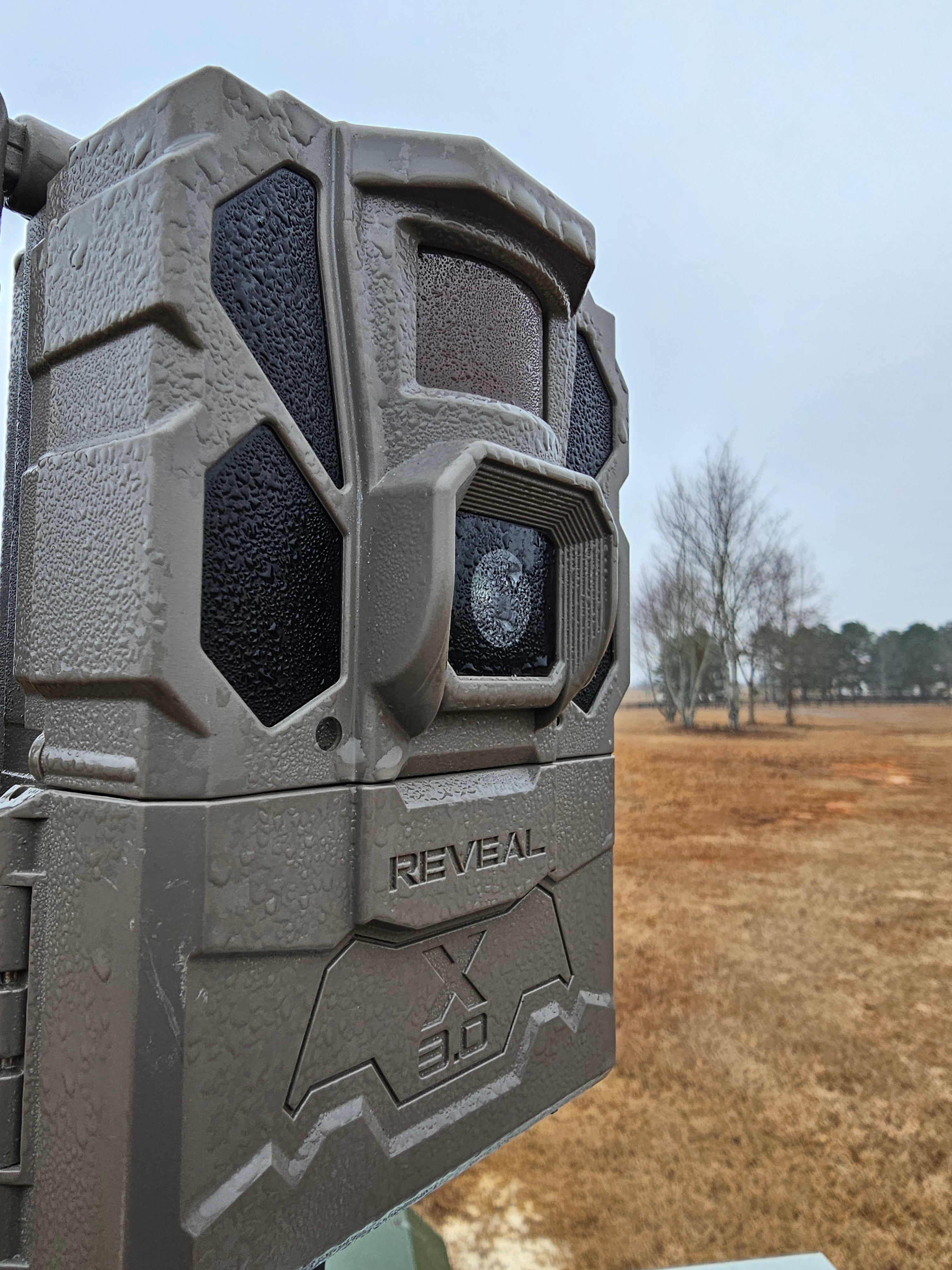 What causes foggy trail camera pictures