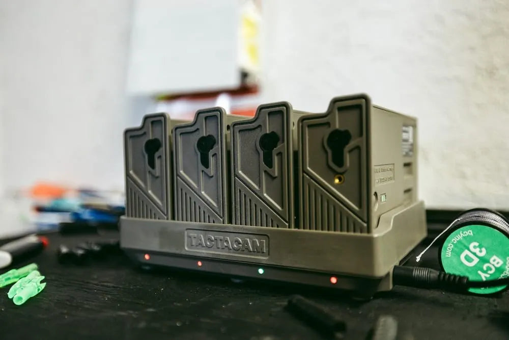 Tactacam Reveal Lithium Cartridge Multi- Charger
