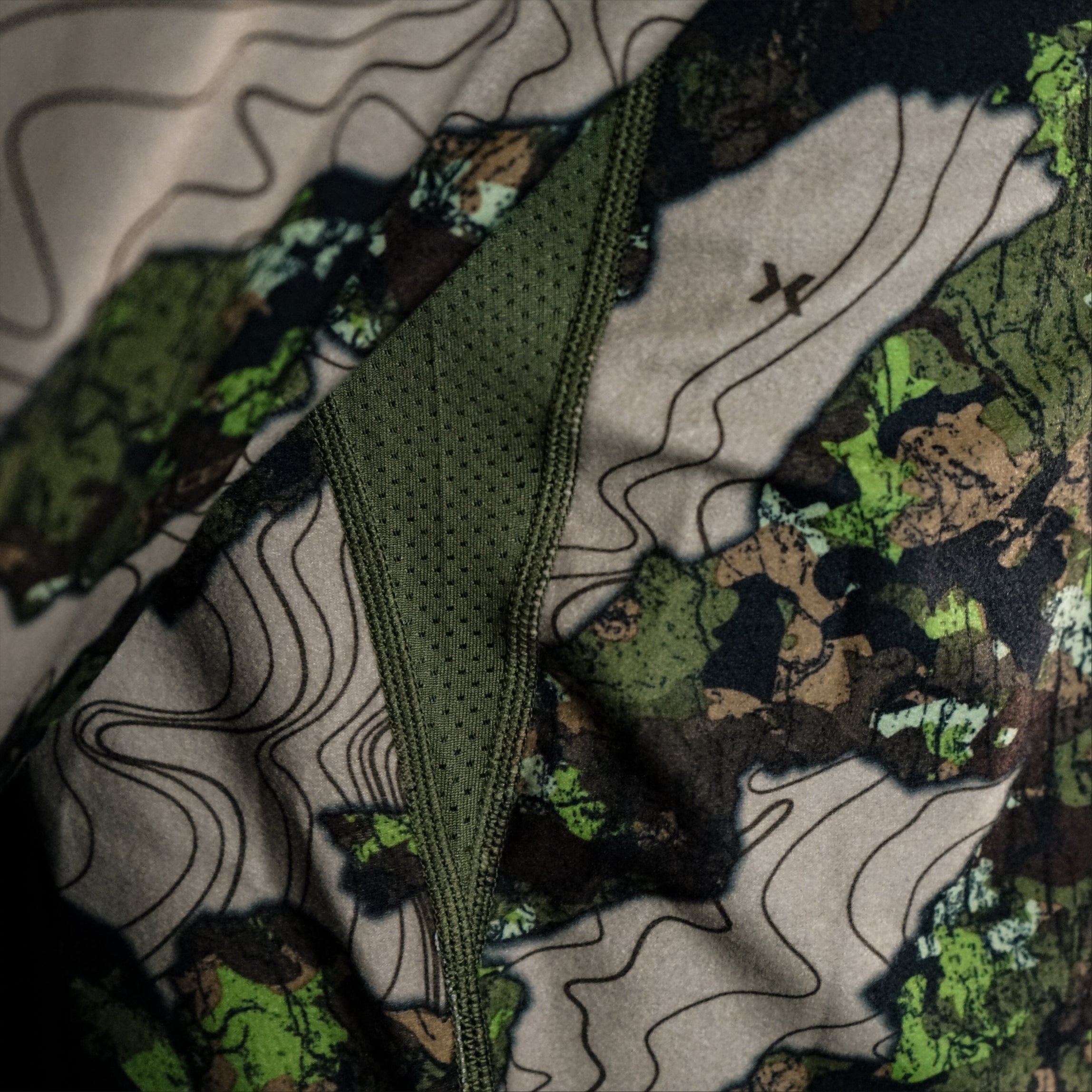 Pure 18 Lightweight Hooded Shirt