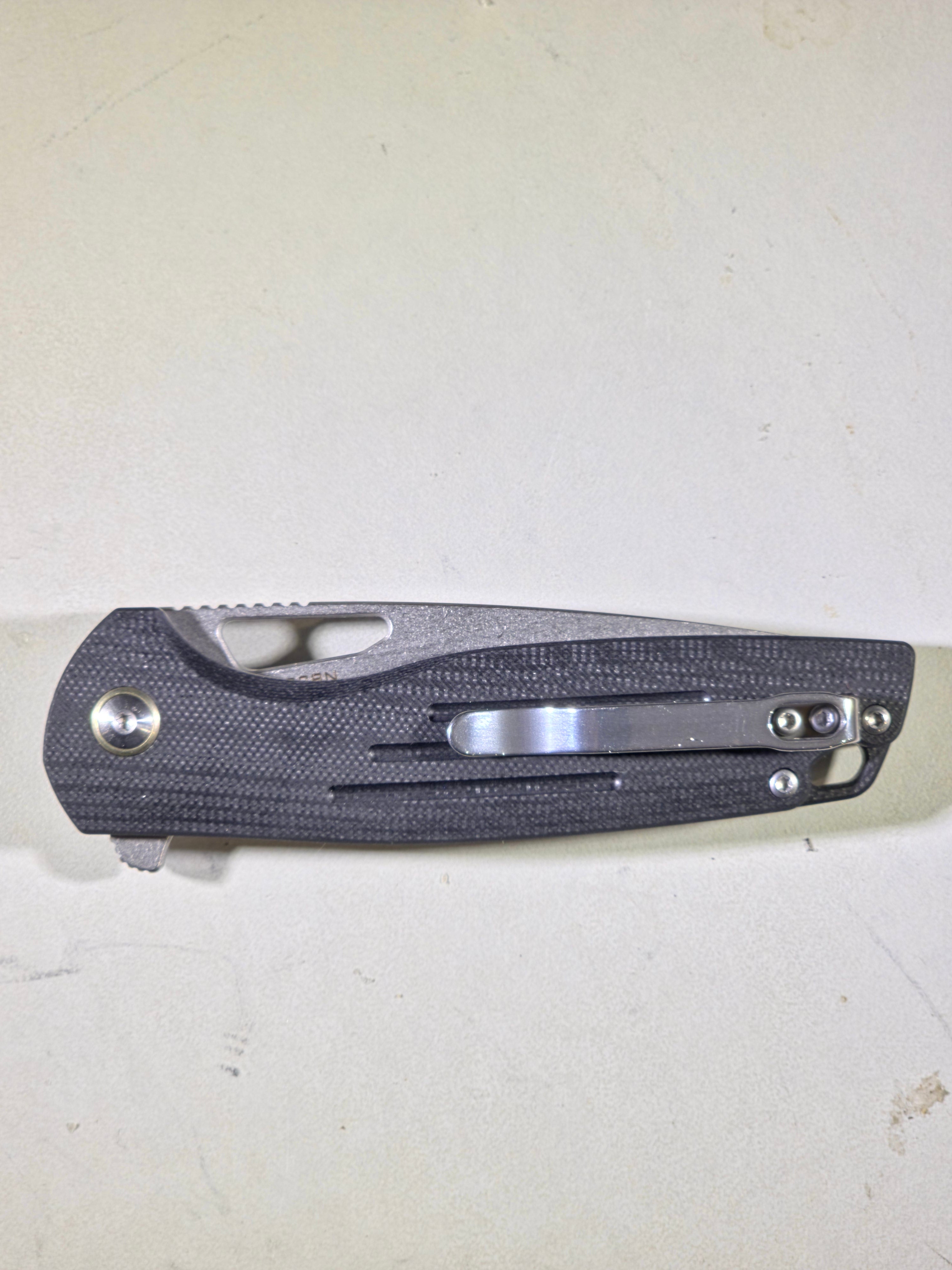 BL45 Button Lock Drop Point Flipper