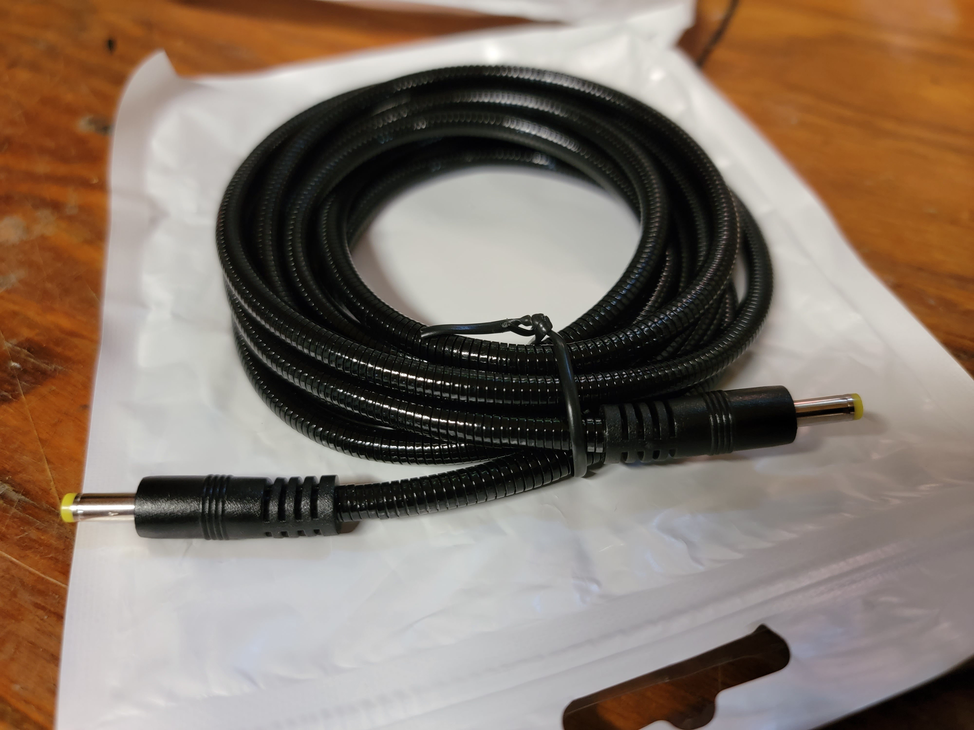 Chewproof Cable 4.0x1.7 to 4.0x1.7 Male DC Plug